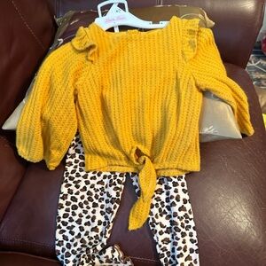 Little Lass Mustard Sweater and Leopard Print Leggings 3T